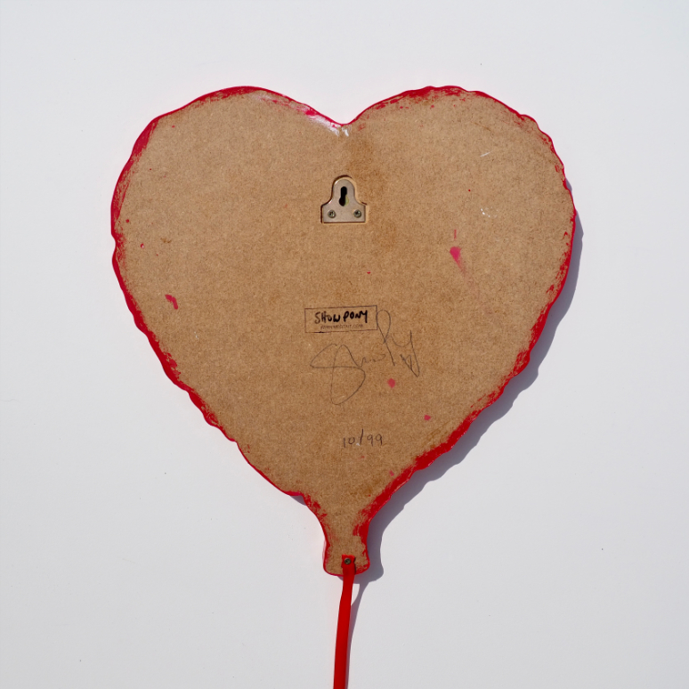 Floating balloon back_Meg Tait Show Pony